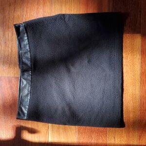 Ralph Lauren Black cashmere and wool knit skirt